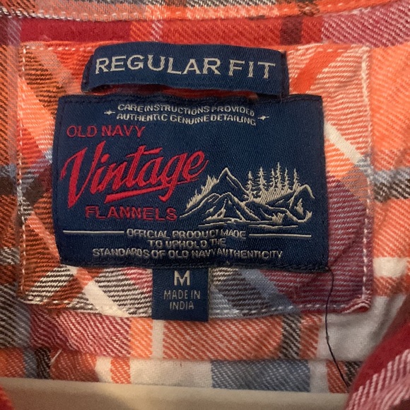 Old Navy flannel plaid shirt - Picture 2 of 7